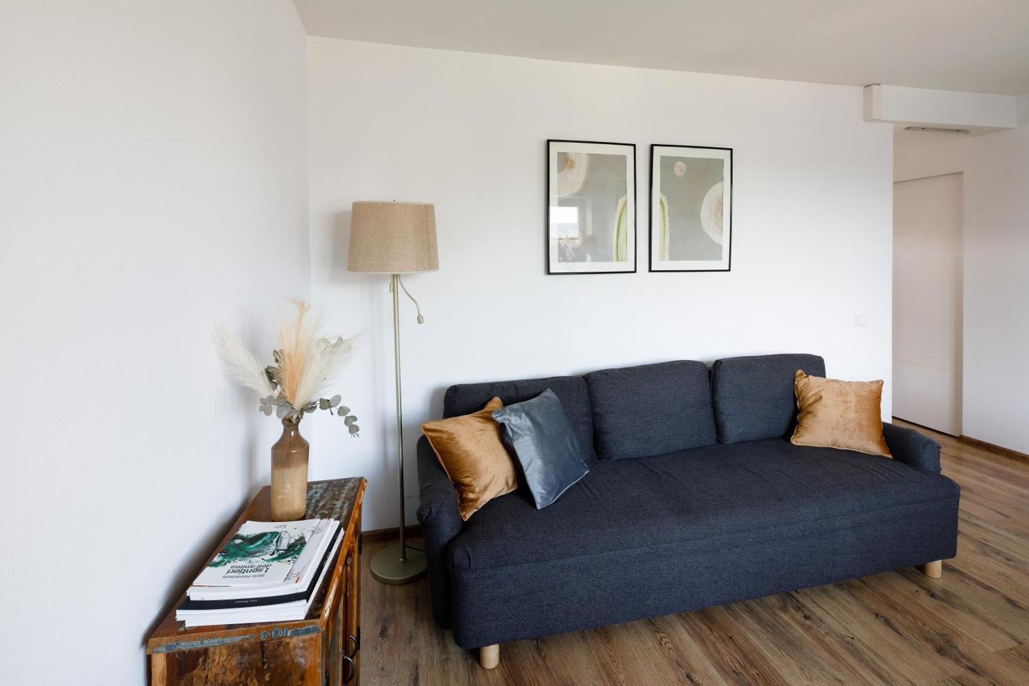 Brivibas Yard Apartment With Parking In City Center Riga Exterior foto
